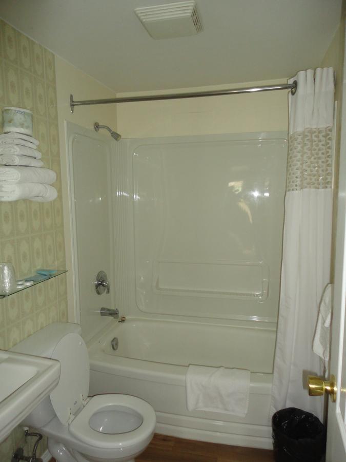 Sorrento Inn Motel Bagian luar foto